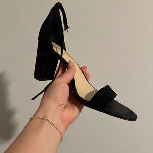 Vince Camuto Black heels